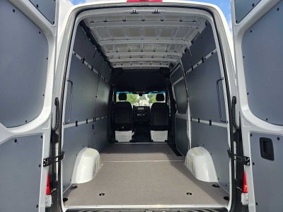 2025 Mercedes-Benz Sprinter Cargo Van 2500 Standard Roof I4 Diesel 144 RWD
