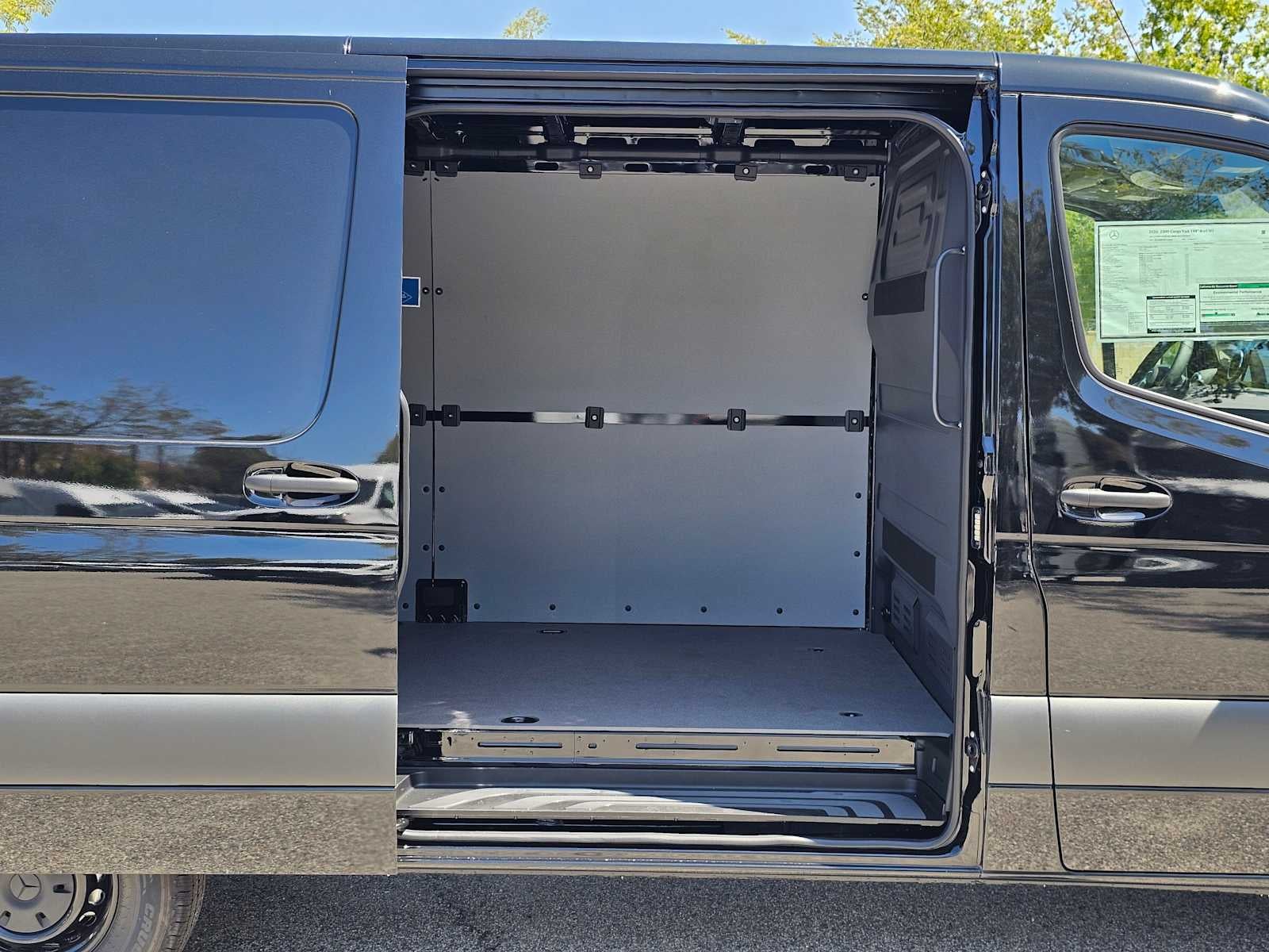 2026 Mercedes-Benz Sprinter 2500 Standard Roof I4 Diesel 144 RWD