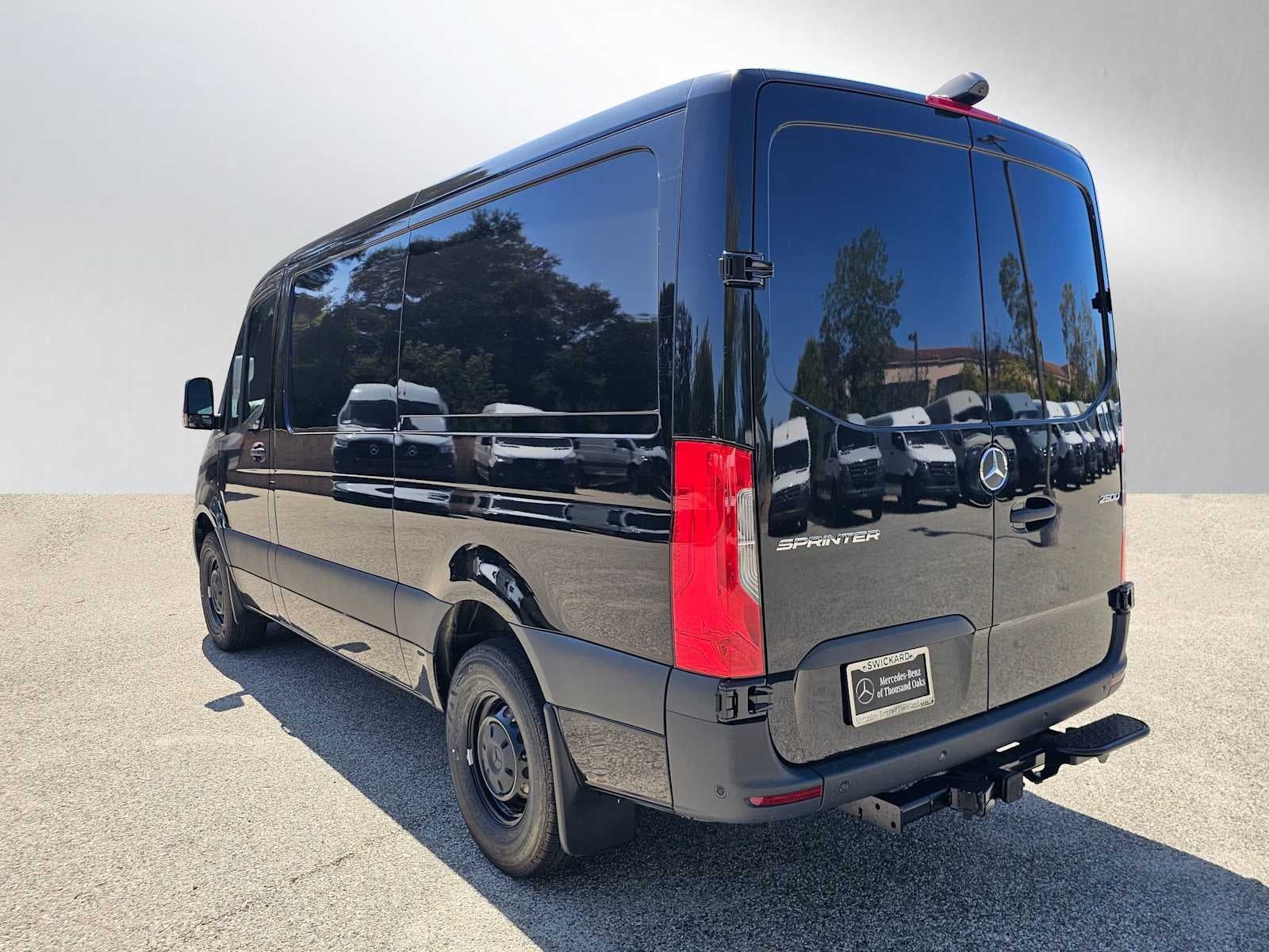 2026 Mercedes-Benz Sprinter 2500 Standard Roof I4 Diesel 144 RWD