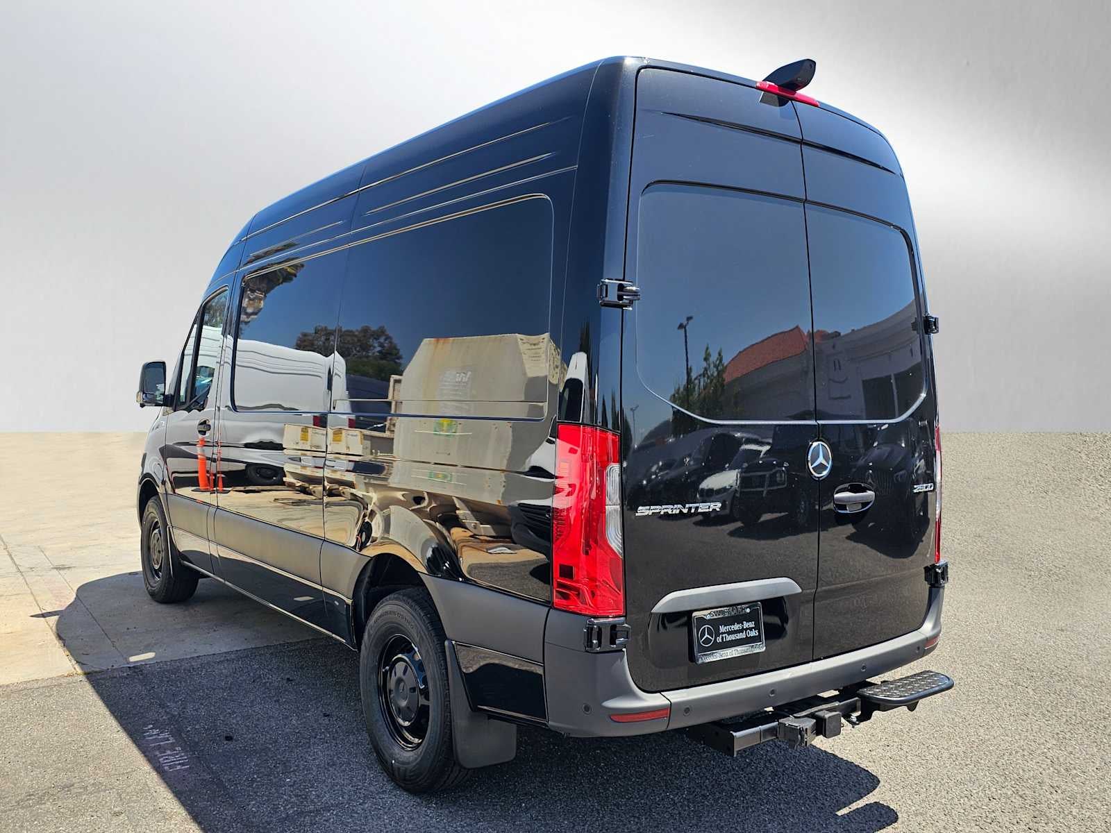 2026 Mercedes-Benz Sprinter 2500 Standard Roof I4 Diesel 144 RWD