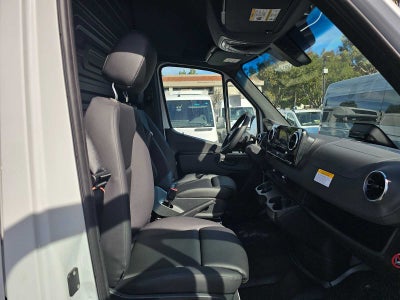 2026 Mercedes-Benz Sprinter 2500 Standard Roof I4 Diesel 144 RWD