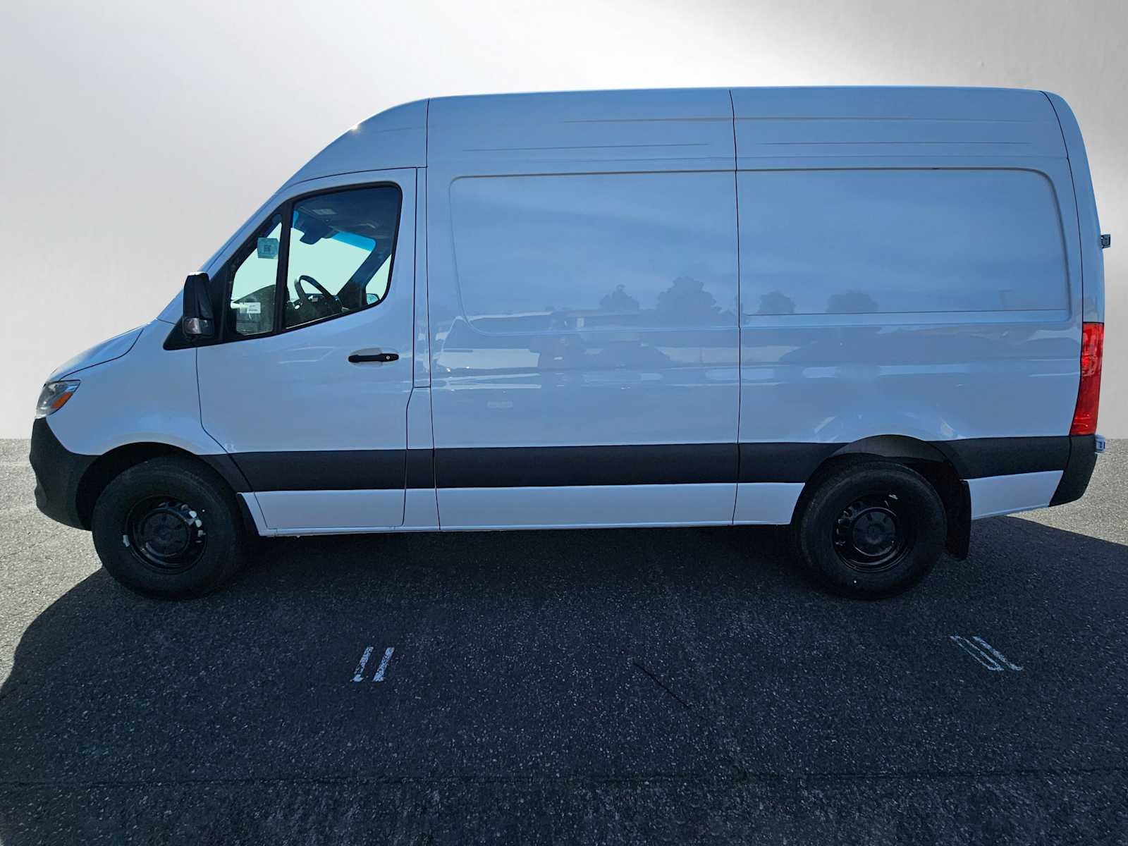 2026 Mercedes-Benz Sprinter 2500 Standard Roof I4 Diesel 144 RWD