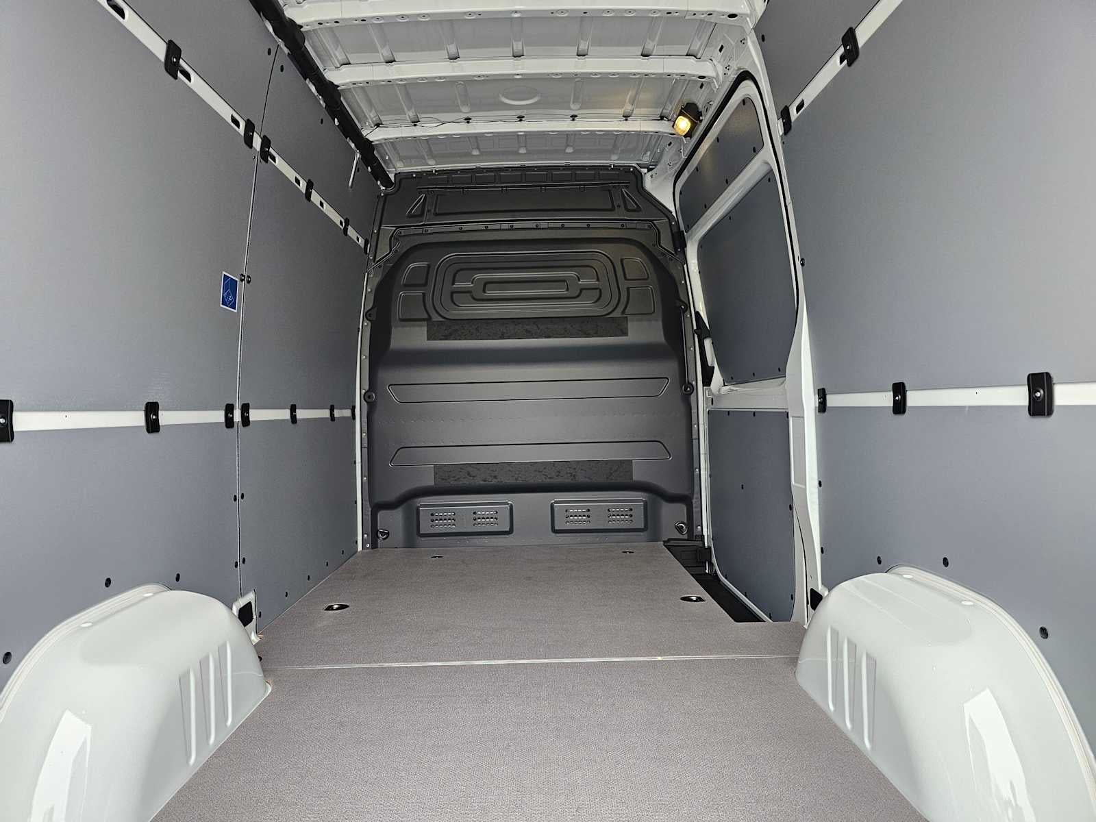 2026 Mercedes-Benz Sprinter 2500 Standard Roof I4 Diesel 144 RWD