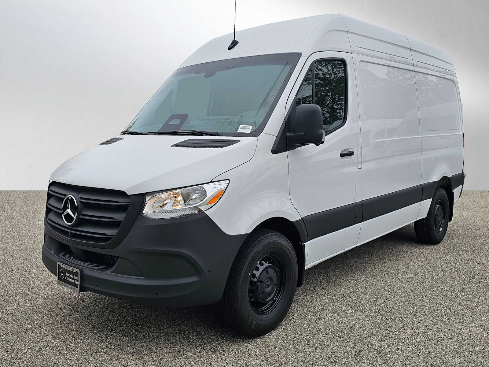 2026 Mercedes-Benz Sprinter 2500 Standard Roof I4 Diesel 144 RWD
