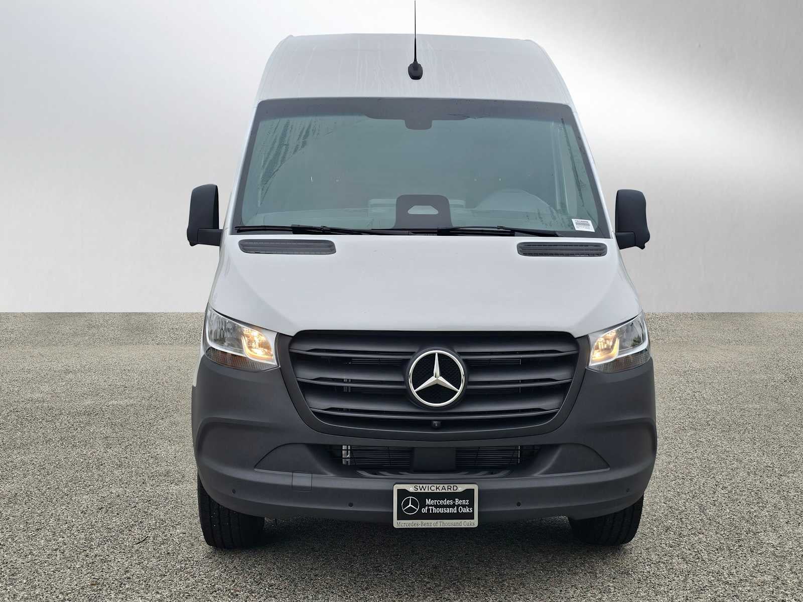 2026 Mercedes-Benz Sprinter 2500 Standard Roof I4 Diesel 144 RWD