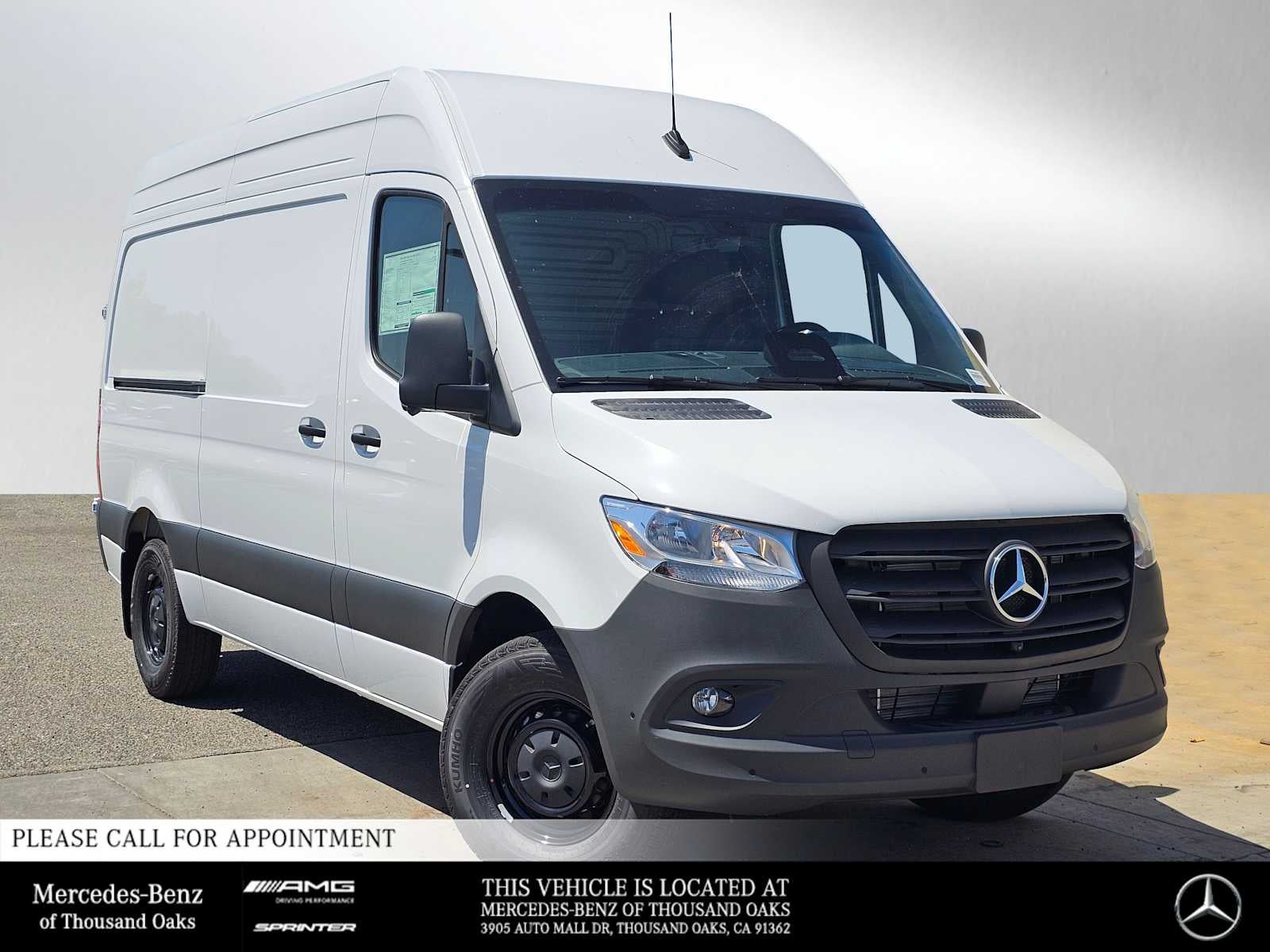 2026 Mercedes-Benz Sprinter 2500 Standard Roof I4 Diesel 144 RWD