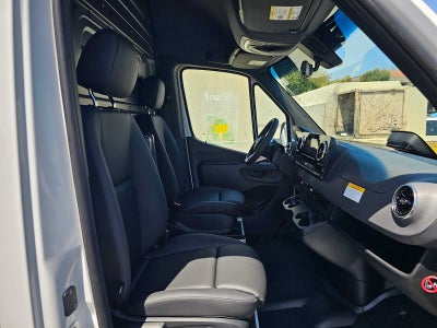 2026 Mercedes-Benz Sprinter 2500 Standard Roof I4 Diesel 144 RWD