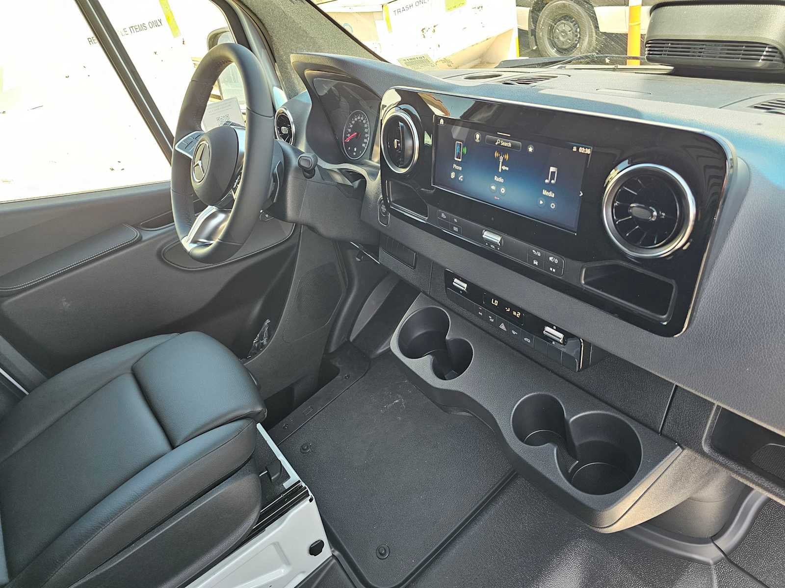 2026 Mercedes-Benz Sprinter 2500 Standard Roof I4 Diesel 144 RWD