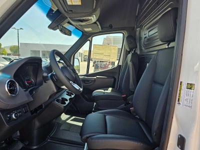 2026 Mercedes-Benz Sprinter 2500 Standard Roof I4 Diesel 144 RWD