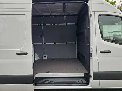 2026 Mercedes-Benz Sprinter 2500 Standard Roof I4 Diesel 144 RWD