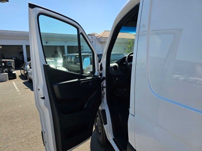 2026 Mercedes-Benz Sprinter 2500 Standard Roof I4 Diesel 144 RWD