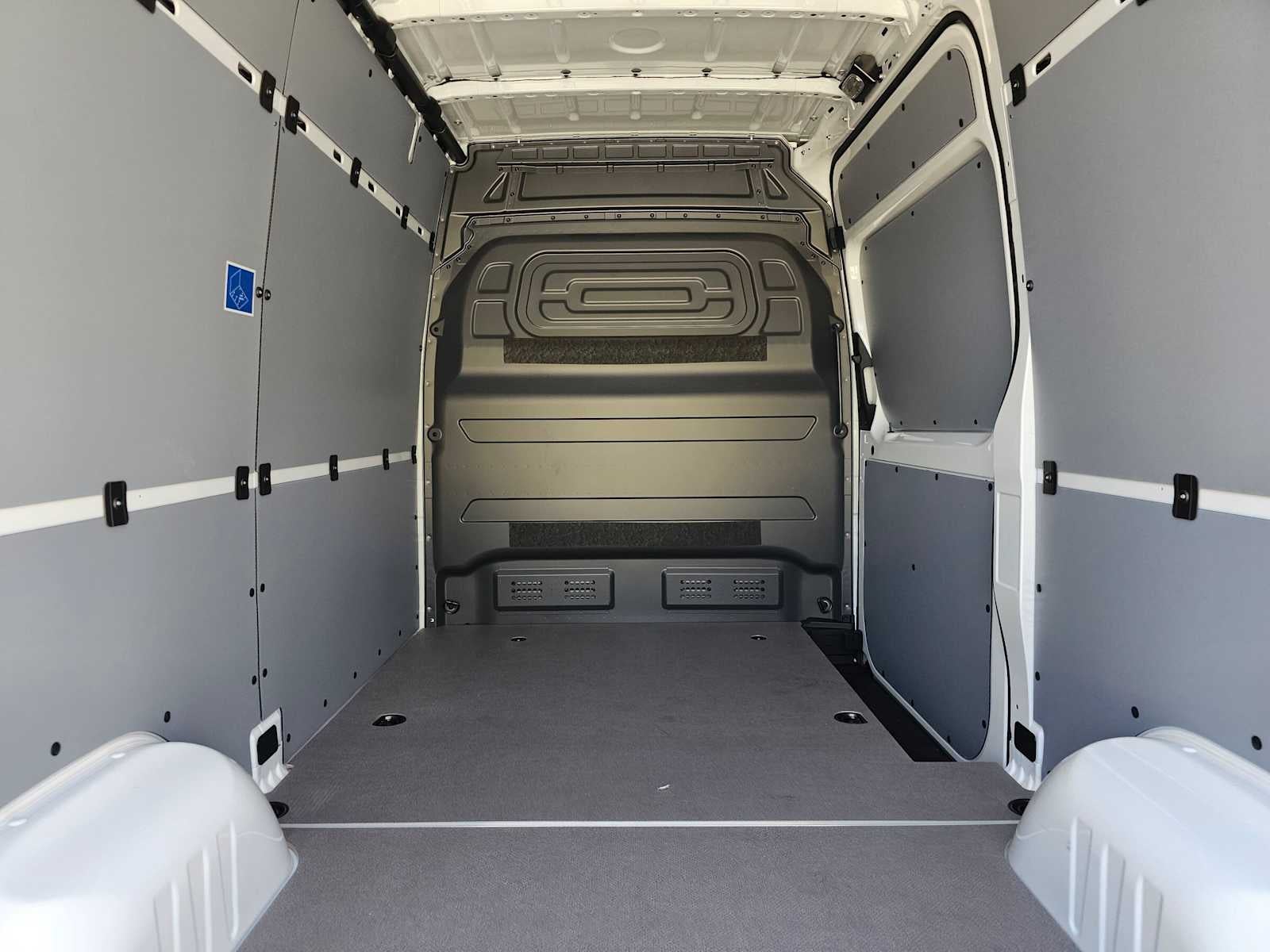 2026 Mercedes-Benz Sprinter 2500 Standard Roof I4 Diesel 144 RWD