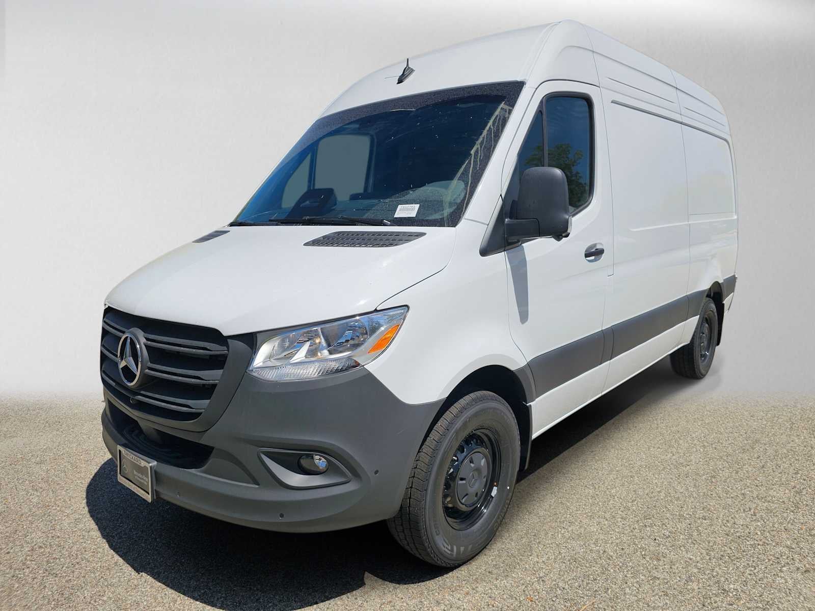 2026 Mercedes-Benz Sprinter 2500 Standard Roof I4 Diesel 144 RWD