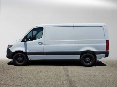 2026 Mercedes-Benz Sprinter 2500 Standard Roof I4 Diesel 144 RWD