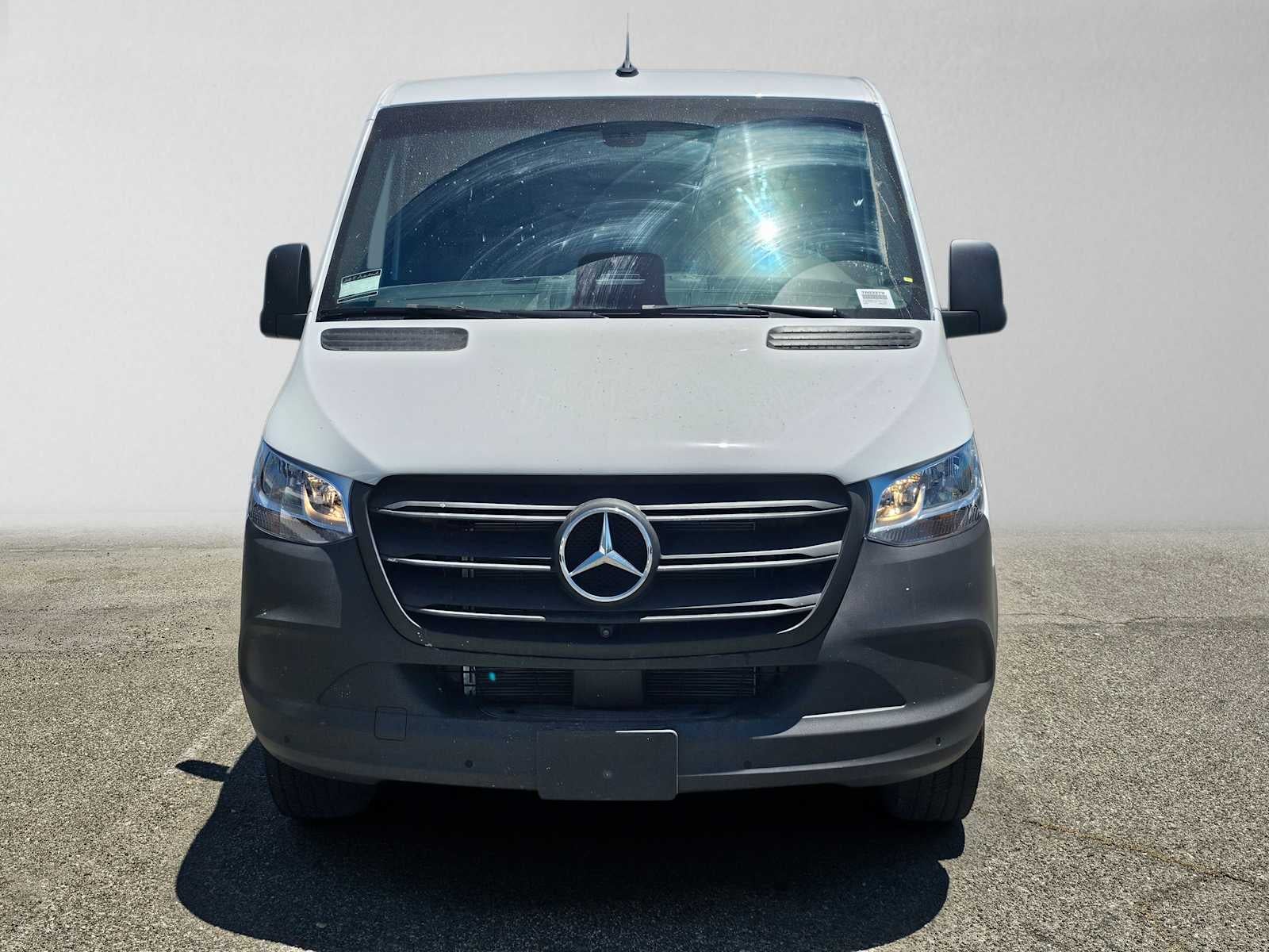 2026 Mercedes-Benz Sprinter 2500 Standard Roof I4 Diesel 144 RWD