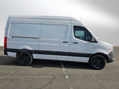 2025 Mercedes-Benz Sprinter Cargo Van 2500 Standard Roof I4 Diesel 144 RWD