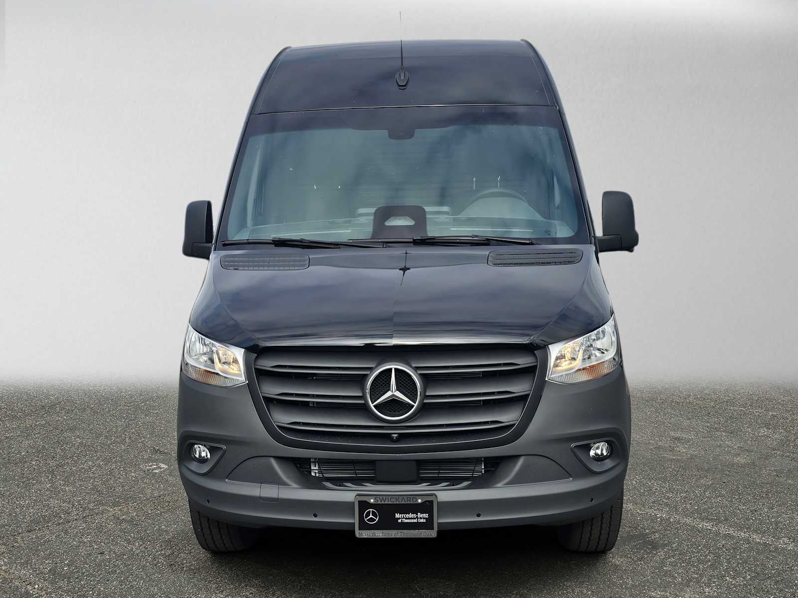 2026 Mercedes-Benz Sprinter 2500 Standard Roof I4 Diesel 144 RWD