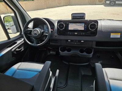 2026 Mercedes-Benz Sprinter 2500 Standard Roof I4 Diesel 144 RWD