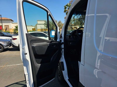 2026 Mercedes-Benz Sprinter 2500 Standard Roof I4 Diesel 144 RWD