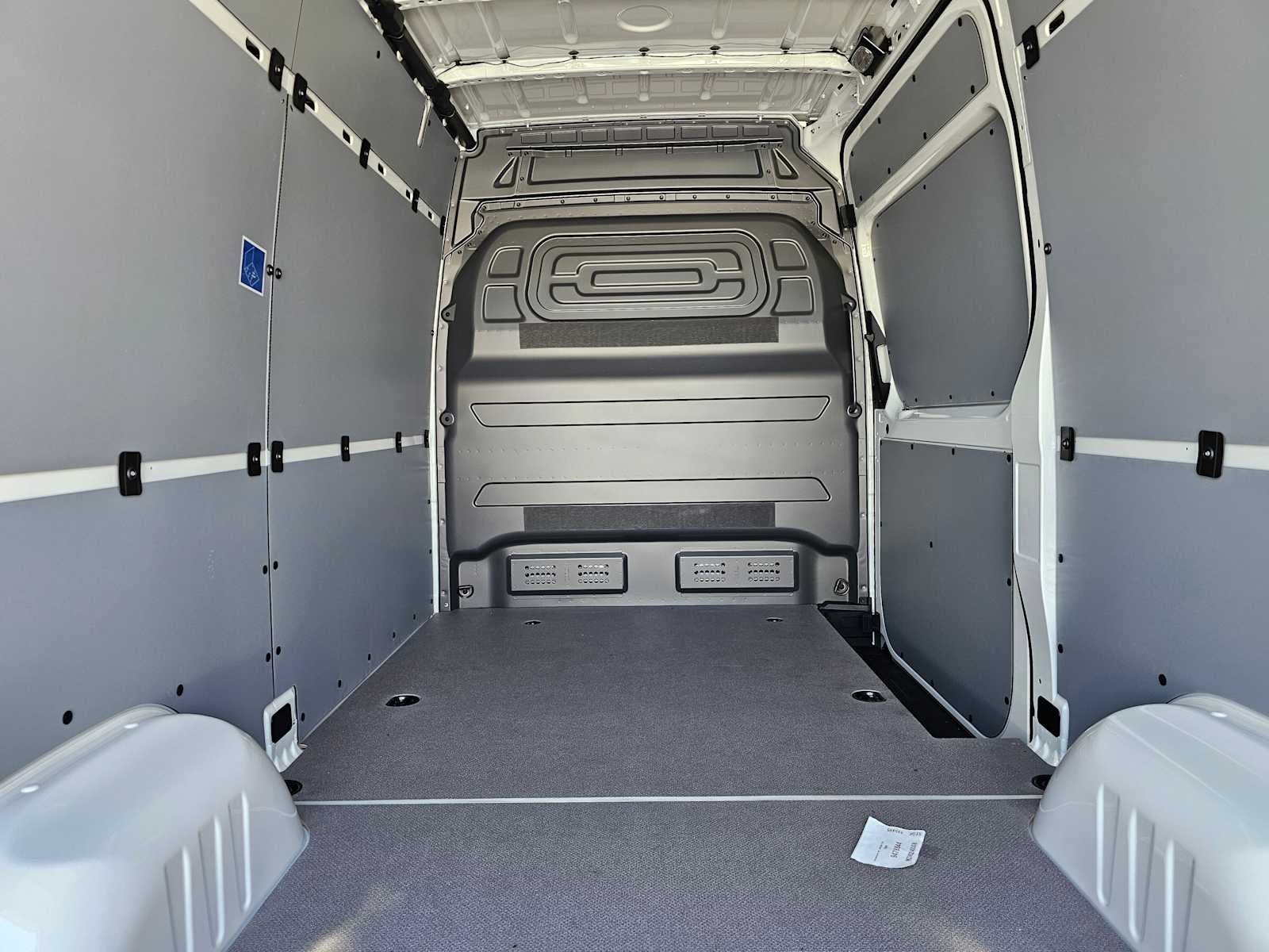2026 Mercedes-Benz Sprinter 2500 Standard Roof I4 Diesel 144 RWD