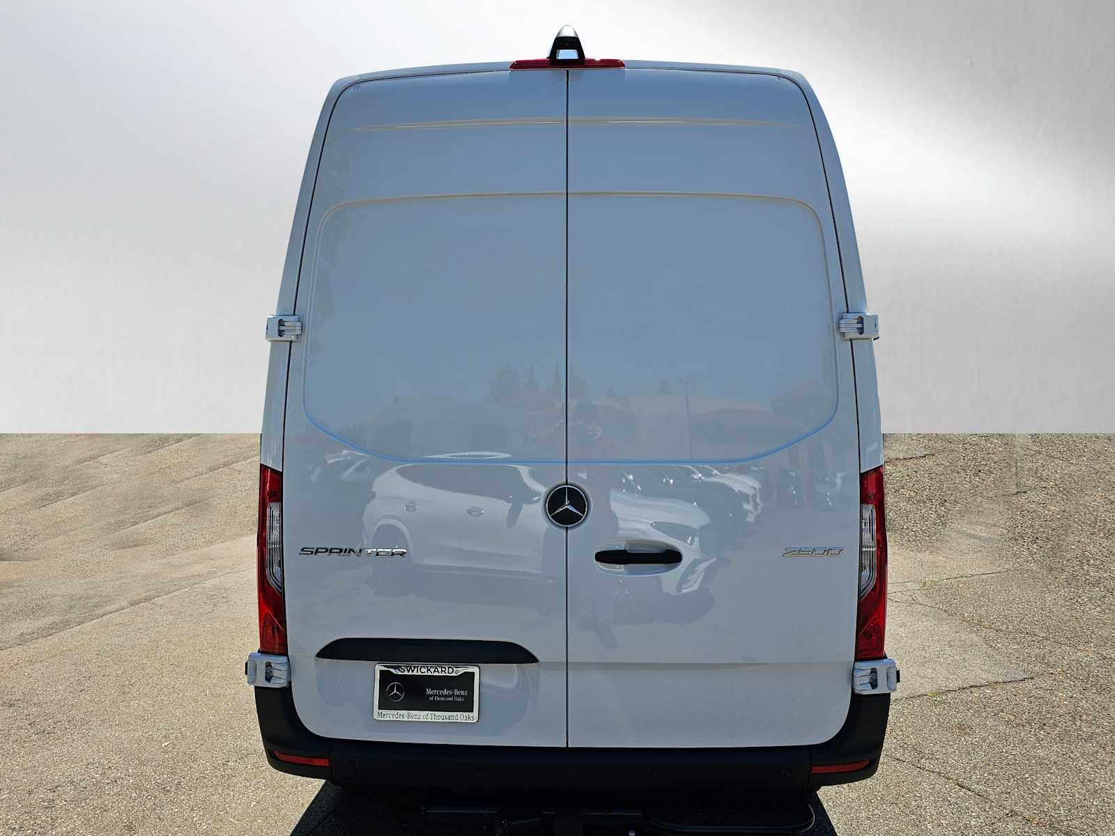 2026 Mercedes-Benz Sprinter 2500 Standard Roof I4 Diesel 144 RWD