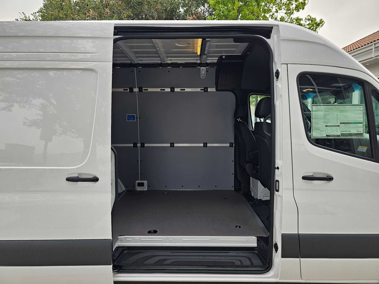2026 Mercedes-Benz Sprinter 2500 Standard Roof I4 Diesel 144 RWD