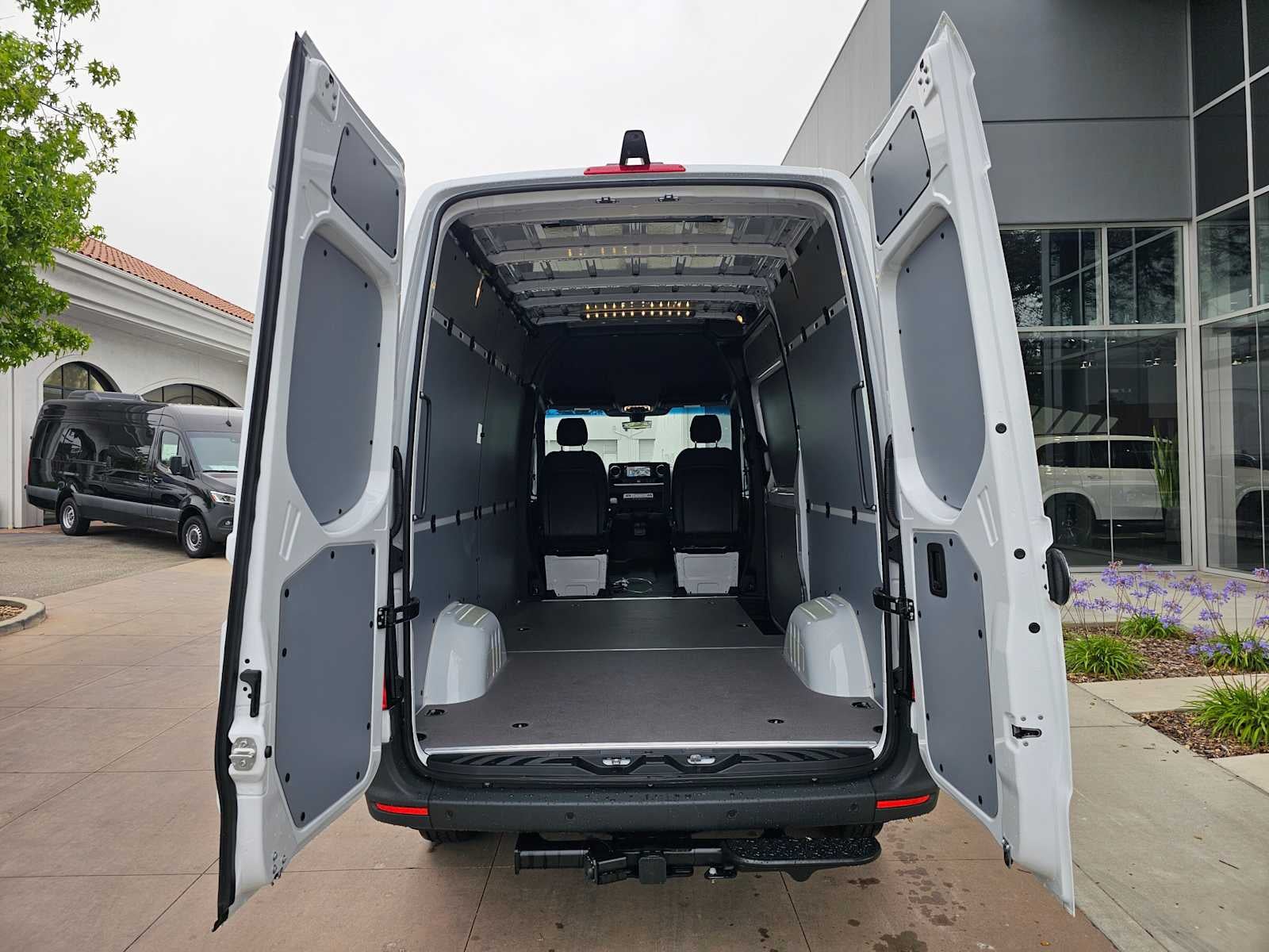 2026 Mercedes-Benz Sprinter 2500 Standard Roof I4 Diesel 144 RWD