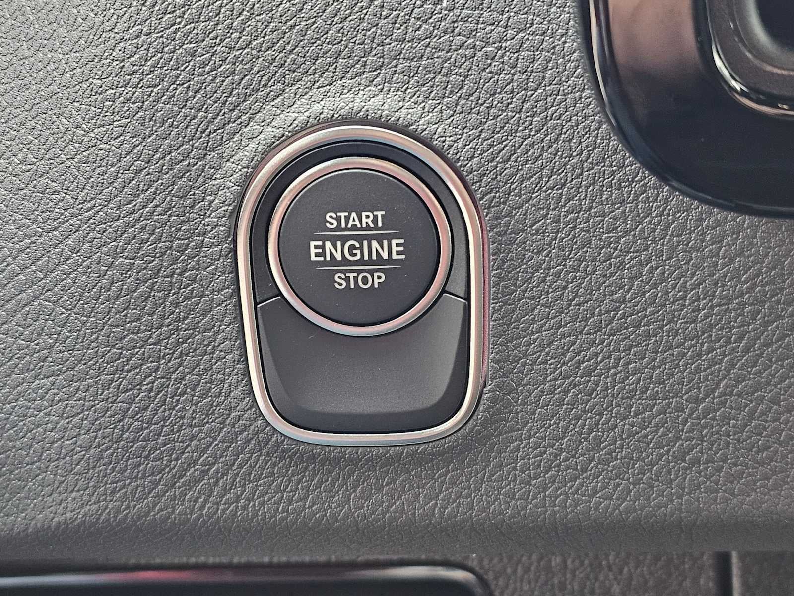 2026 Mercedes-Benz Sprinter 2500 Standard Roof I4 Diesel 144 RWD
