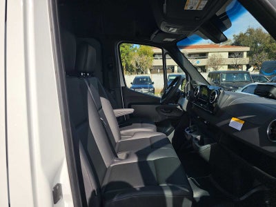 2026 Mercedes-Benz Sprinter 2500 Standard Roof I4 Diesel 144 RWD