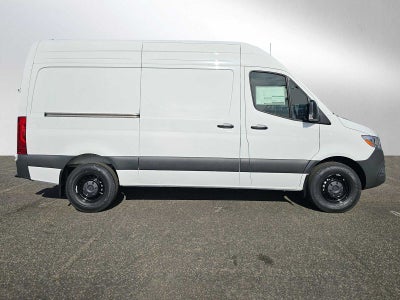 2026 Mercedes-Benz Sprinter 2500 Standard Roof I4 Diesel 144 RWD