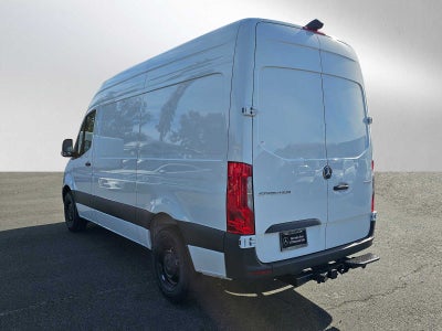 2026 Mercedes-Benz Sprinter 2500 Standard Roof I4 Diesel 144 RWD