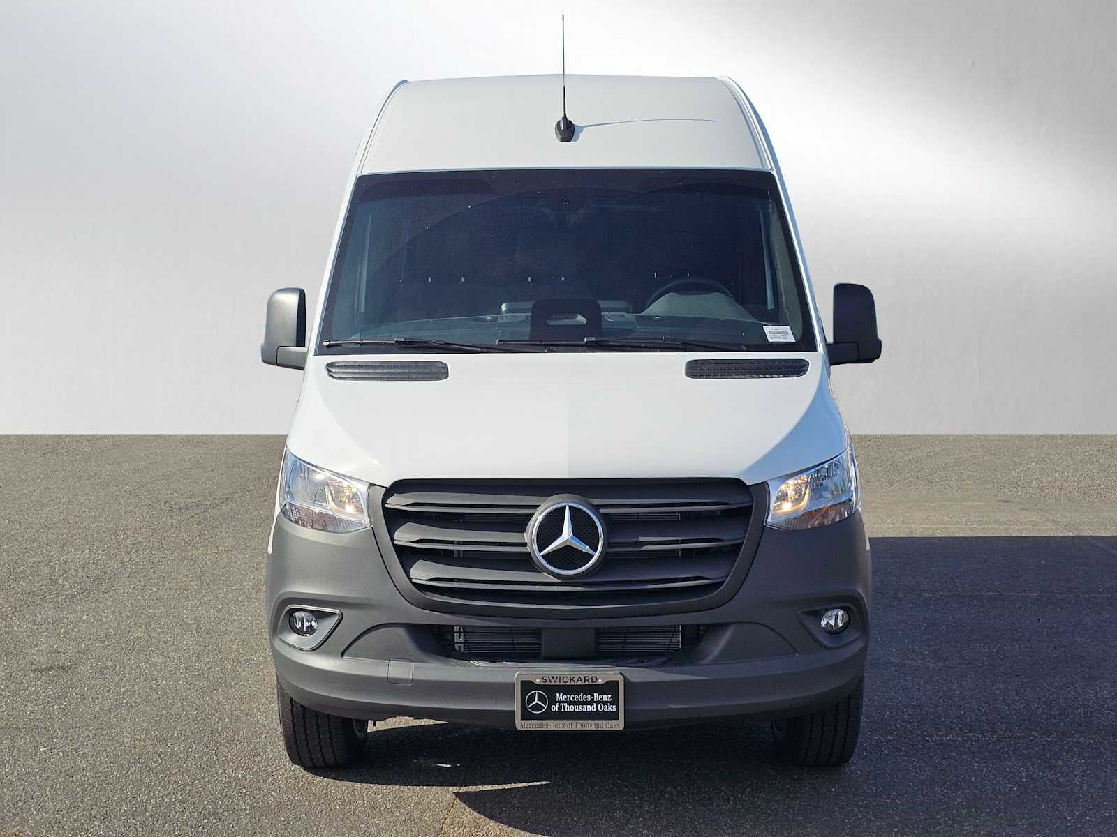 2026 Mercedes-Benz Sprinter 2500 Standard Roof I4 Diesel 144 RWD