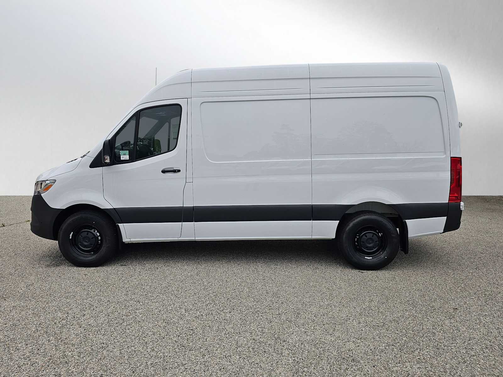 2026 Mercedes-Benz Sprinter 2500 Standard Roof I4 Diesel 144 RWD