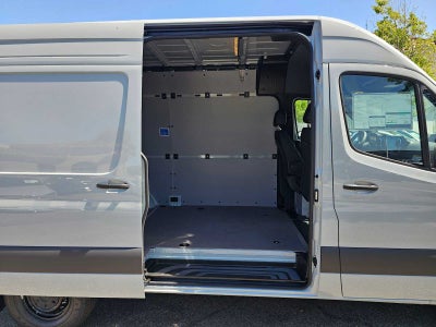 2026 Mercedes-Benz Sprinter 2500 Standard Roof I4 Diesel 144 RWD