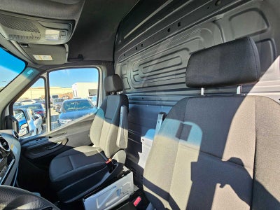 2025 Mercedes-Benz Sprinter Cargo Van 2500 Standard Roof I4 Diesel 144 RWD