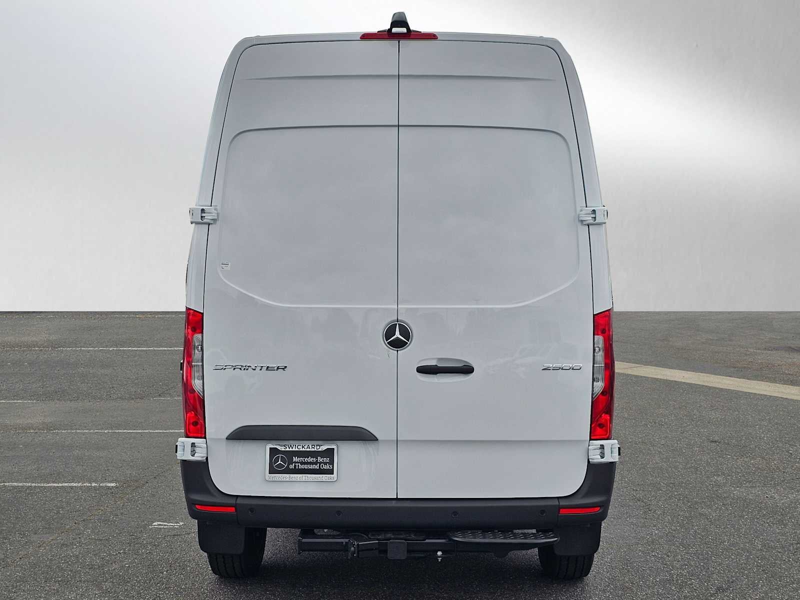 2026 Mercedes-Benz Sprinter 2500 Standard Roof I4 Diesel 144 RWD
