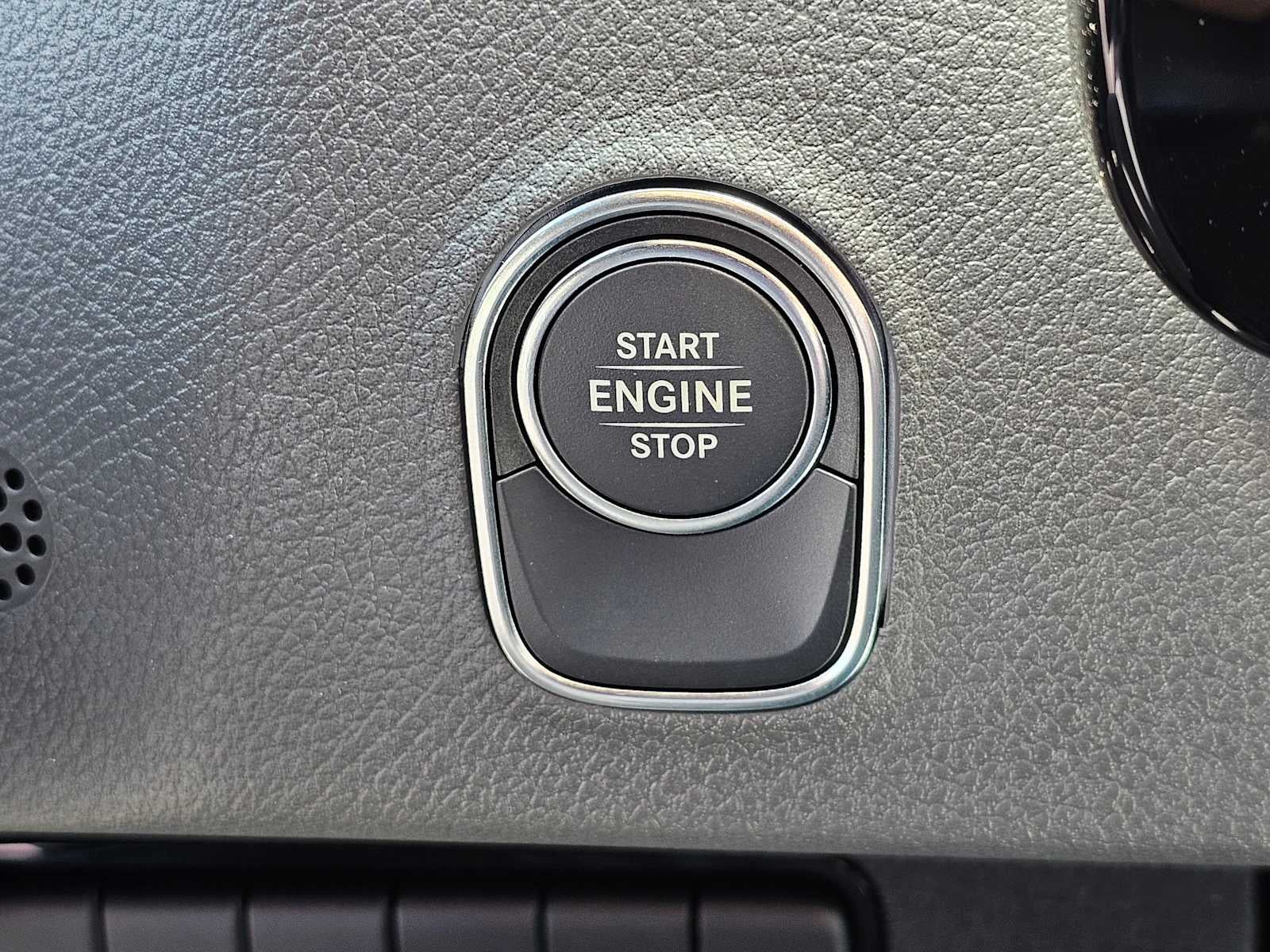 2026 Mercedes-Benz Sprinter 2500 Standard Roof I4 Diesel 144 RWD