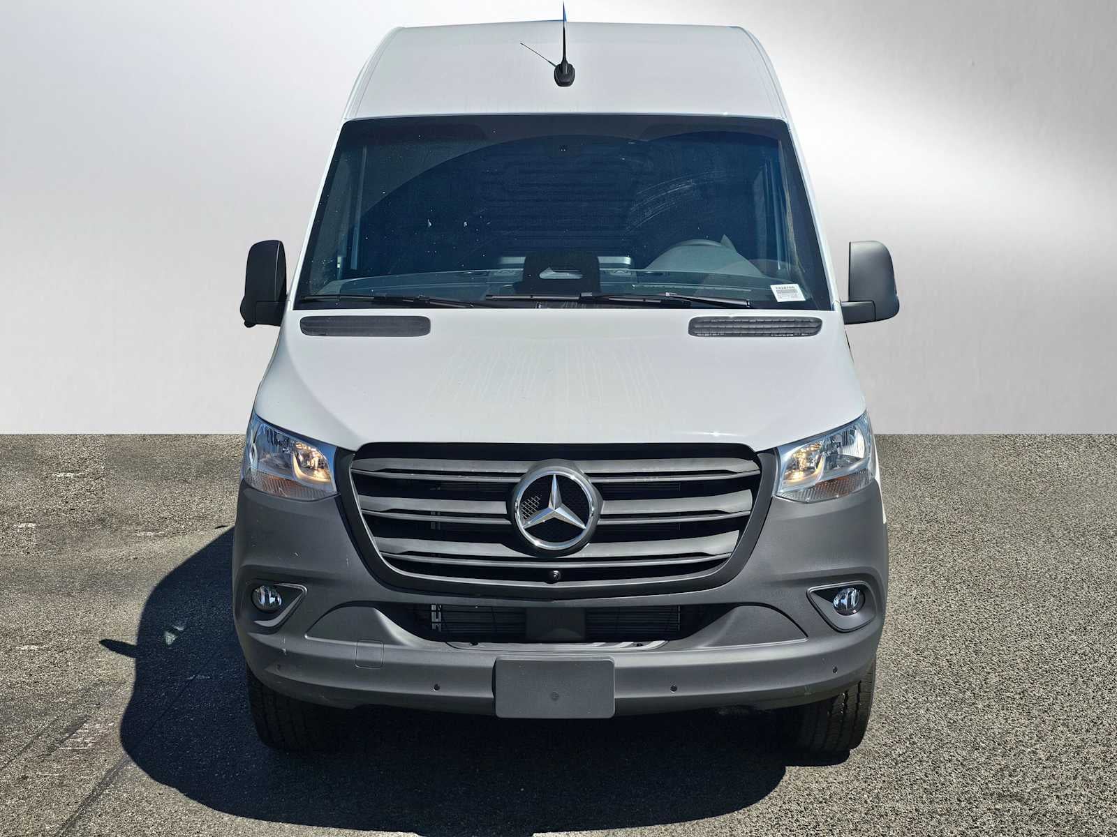 2026 Mercedes-Benz Sprinter 2500 Standard Roof I4 Diesel 144 RWD