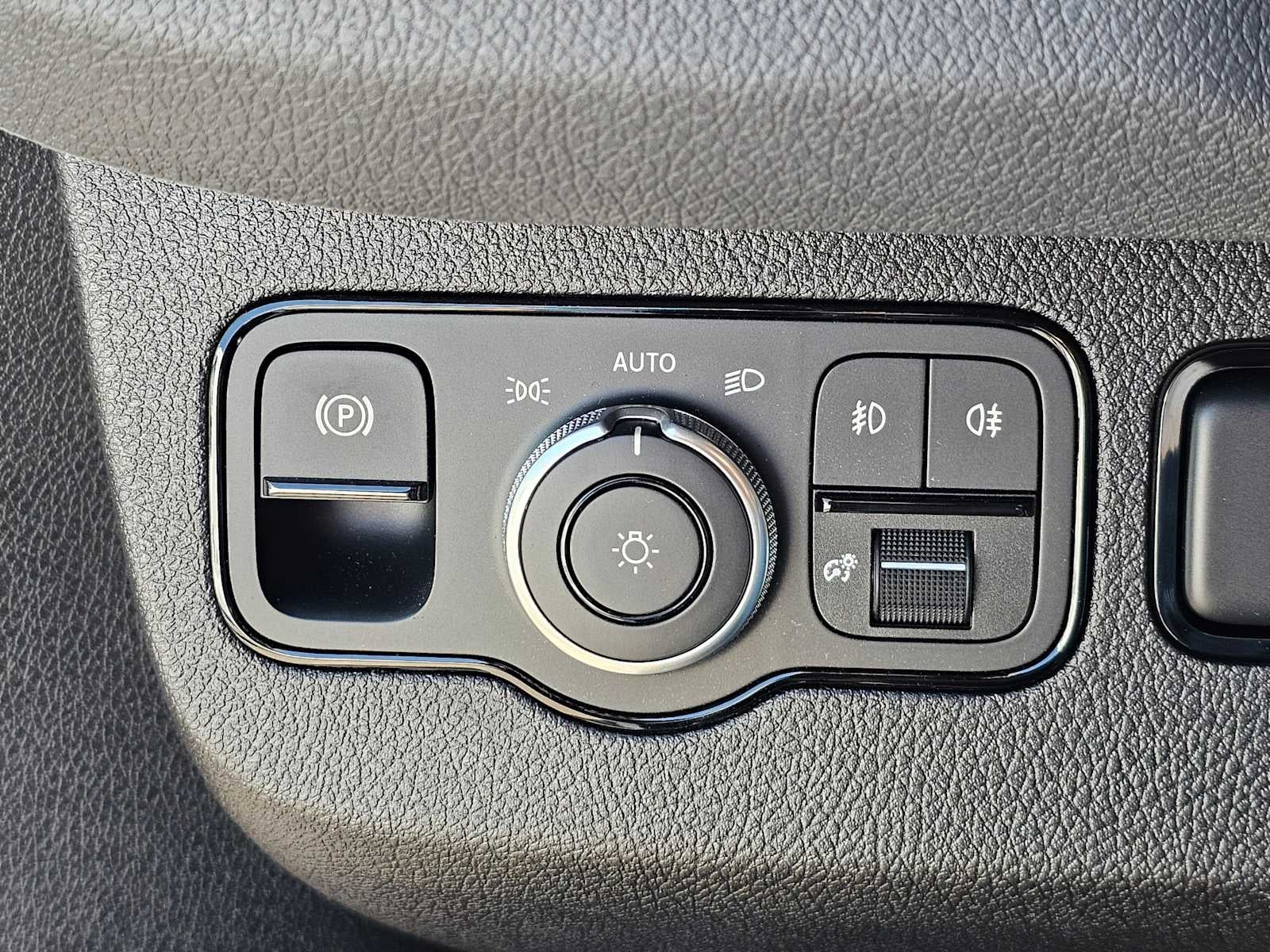 2026 Mercedes-Benz Sprinter 2500 Standard Roof I4 Diesel 144 RWD