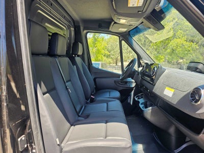 2026 Mercedes-Benz Sprinter 2500 Standard Roof I4 Diesel 144 RWD