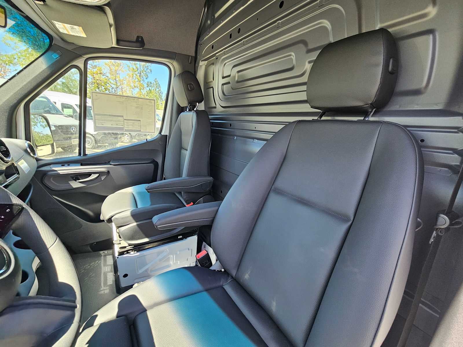 2025 Mercedes-Benz Sprinter Cargo Van 2500 Standard Roof I4 Diesel HO 144 RWD
