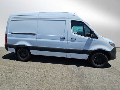 2026 Mercedes-Benz Sprinter 2500 Standard Roof I4 Diesel HO 144 RWD
