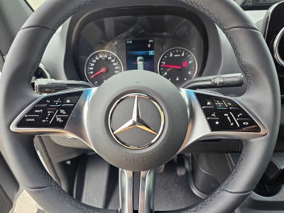2026 Mercedes-Benz Sprinter 2500 Standard Roof I4 Diesel HO 144 RWD