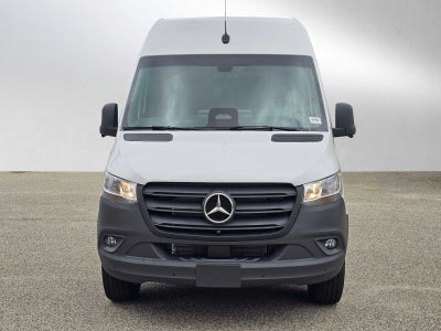 2026 Mercedes-Benz Sprinter 2500 Standard Roof I4 Diesel HO 144 RWD