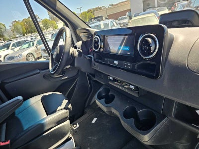 2026 Mercedes-Benz Sprinter 2500 Standard Roof I4 Diesel HO 144 RWD