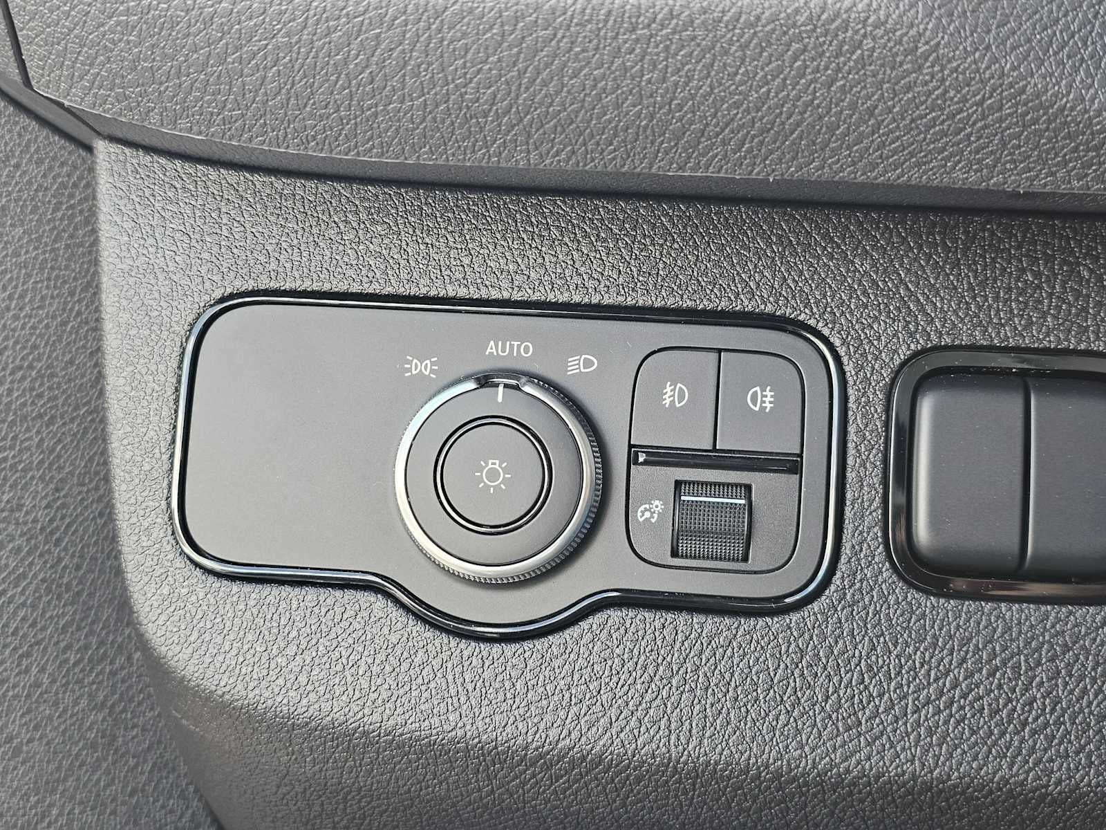 2026 Mercedes-Benz Sprinter 2500 Standard Roof I4 Diesel HO 144 AWD