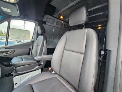 2025 Mercedes-Benz Sprinter Cargo Van 2500 Standard Roof I4 Diesel HO 144 AWD
