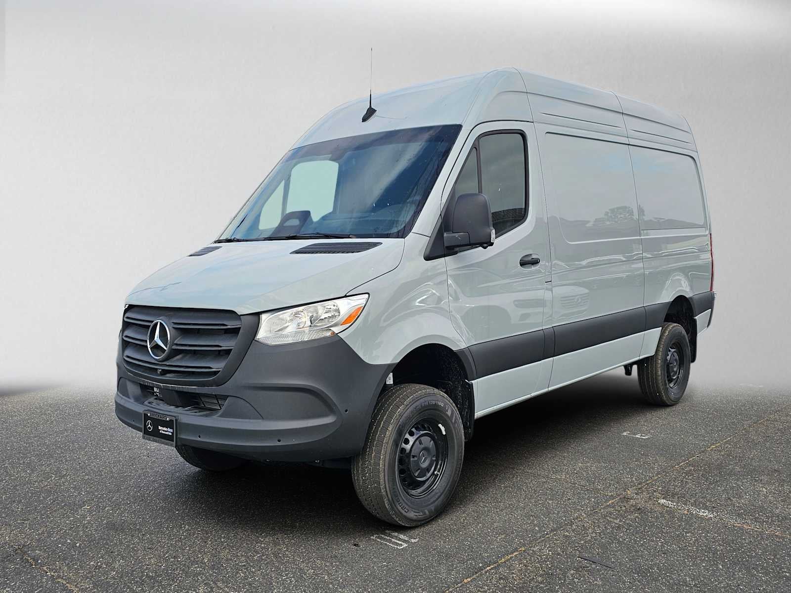 2025 Mercedes-Benz Sprinter Cargo Van 2500 Standard Roof I4 Diesel HO 144 AWD