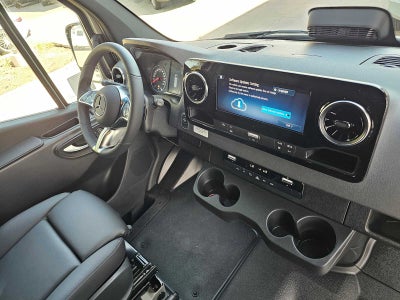 2026 Mercedes-Benz Sprinter 2500 Standard Roof I4 Diesel HO 144 AWD