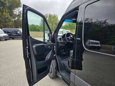 2025 Mercedes-Benz Sprinter Cargo Van 2500 High Roof I4 Diesel HO 170" RWD